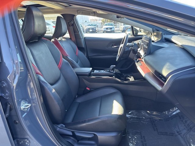 Used 2024 Toyota Prius Prime Premium image 10