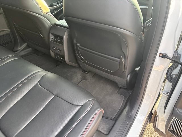 Used 2024 Jeep Wagoneer Launch Edition AWD/4WD image 24