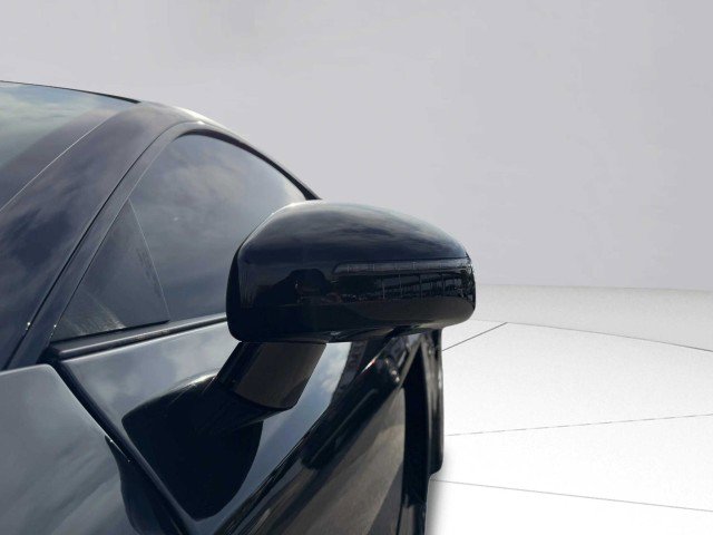 Used 2011 Audi R8 V8 image 13