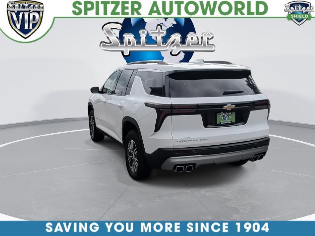 Used 2025 Chevrolet Traverse LT AWD/4WD image 9