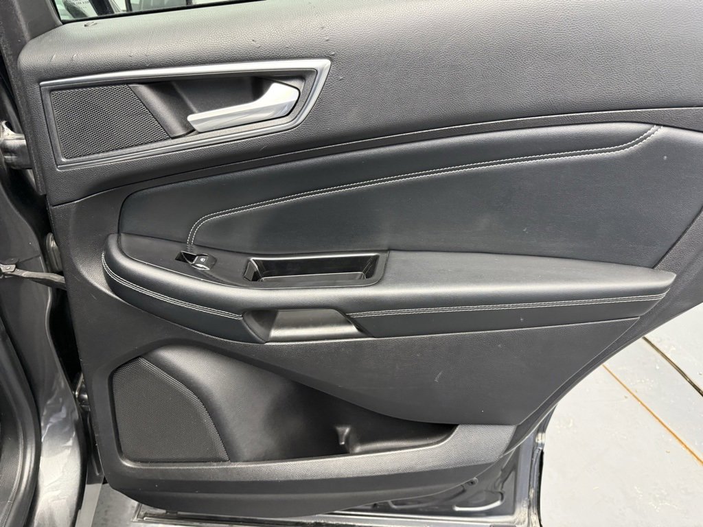 Used 2017 Ford Edge Titanium w/ Equipment Group 301A image 54