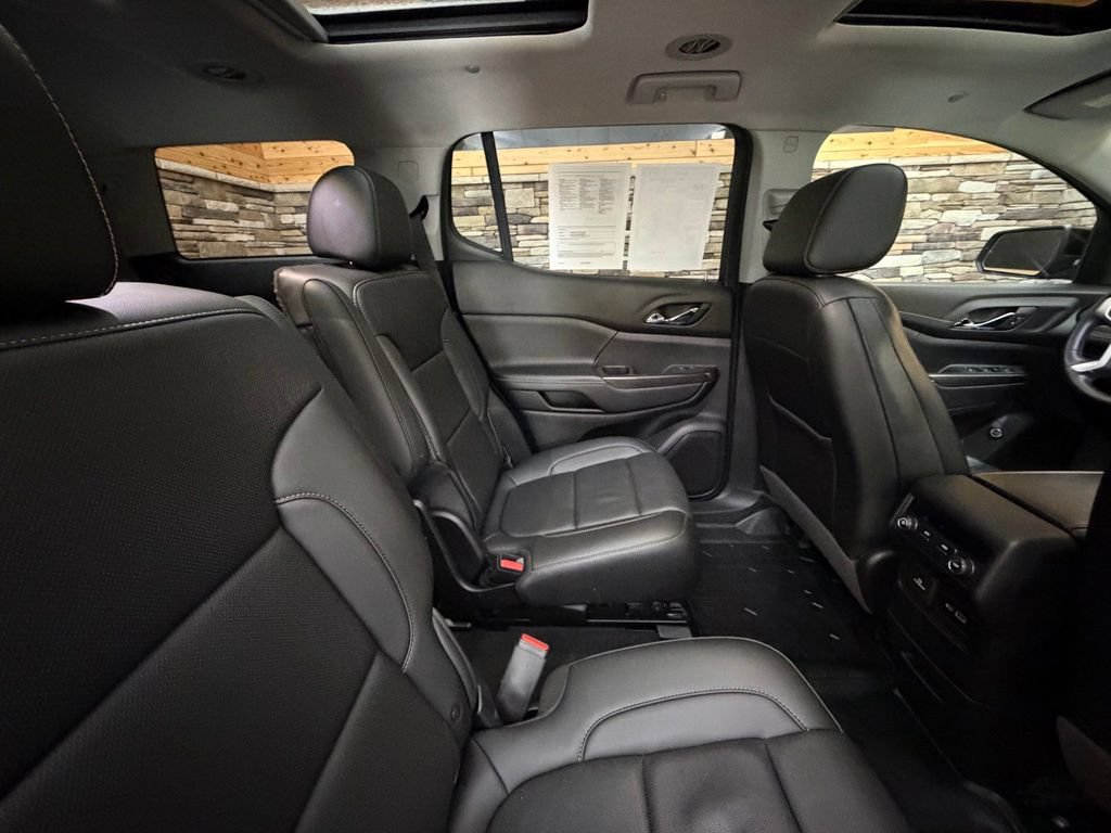 Used 2021 GMC Acadia SLT AWD/4WD image 50