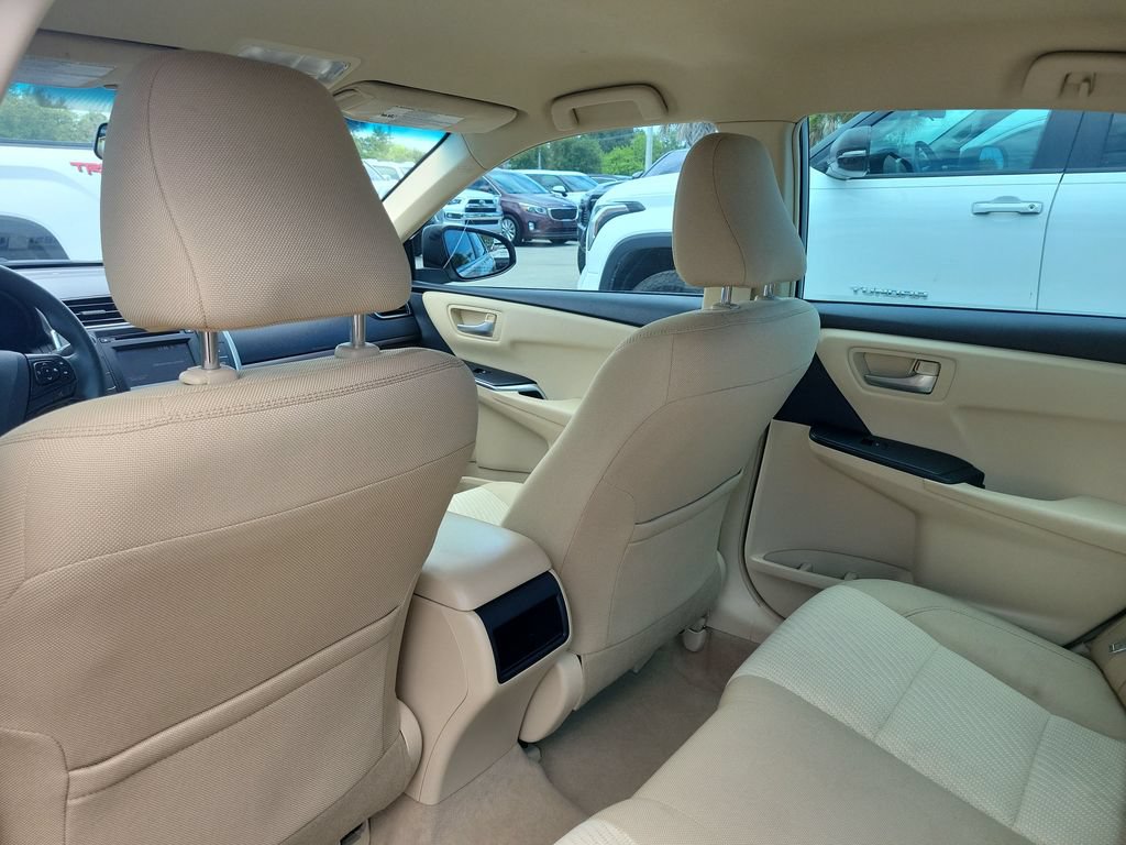 Used 2017 Toyota Camry XLE FWD image 26