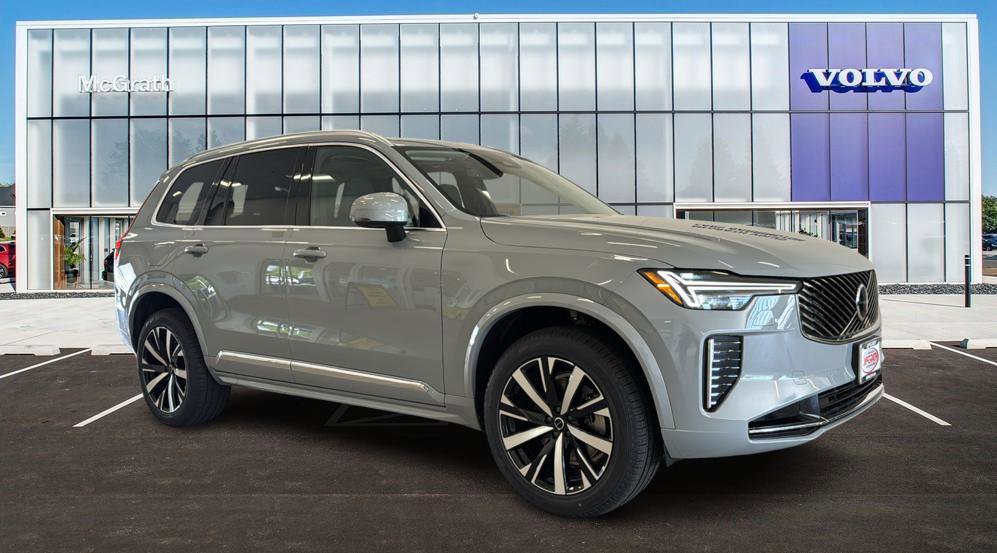 New 2026 Volvo XC90 B5 Core AWD/4WD image 1