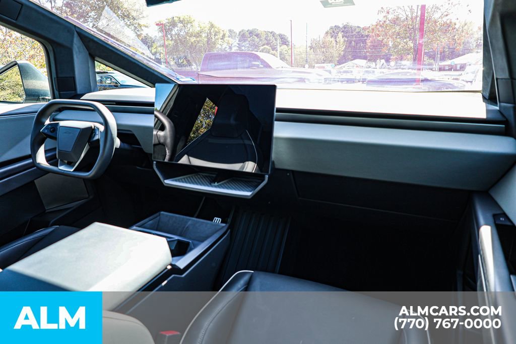 Used 2024 Tesla Cybertruck AWD Crew Cab image 28