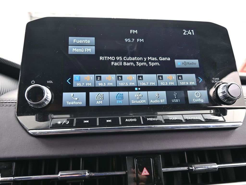 Used 2022 Mitsubishi Outlander SE image 25