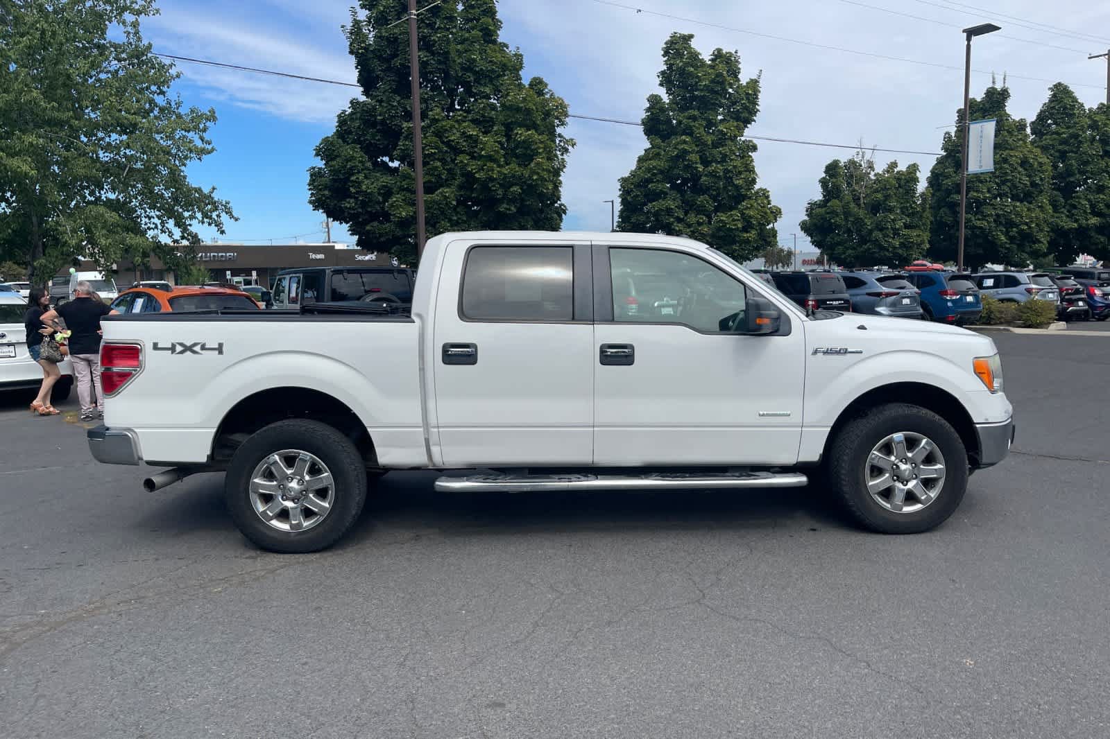 Used 2013 Ford F150 XLT w/ Luxury Equipment Group AWD/4WD image 6