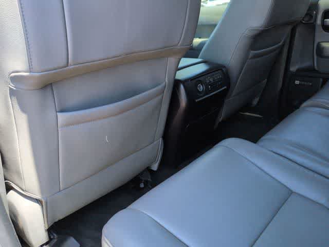 Used 2014 Toyota Sequoia Limited AWD/4WD image 17