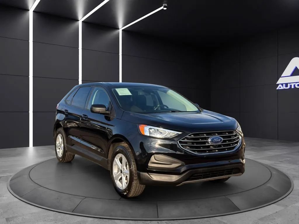 Used 2024 Ford Edge SE AWD/4WD image 3