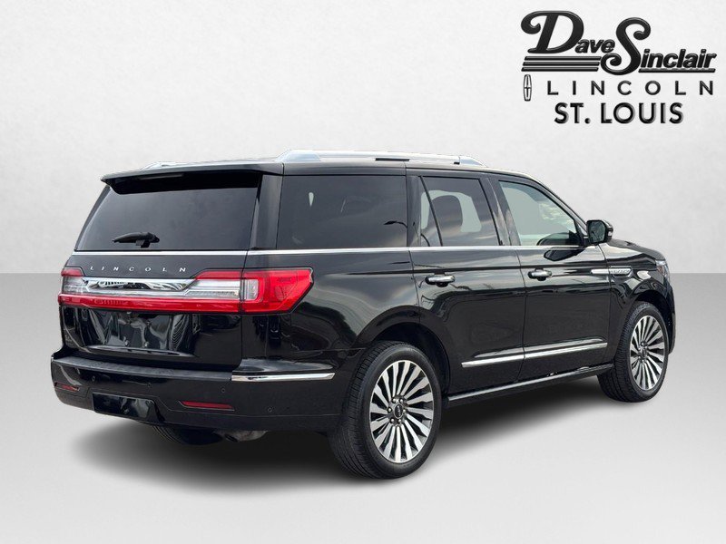 Used 2019 Lincoln Navigator Reserve image 5