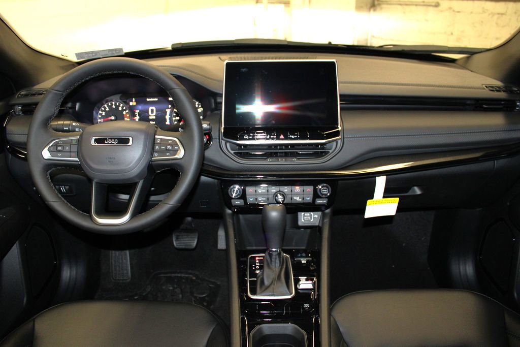New 2026 Jeep Compass Limited image 9