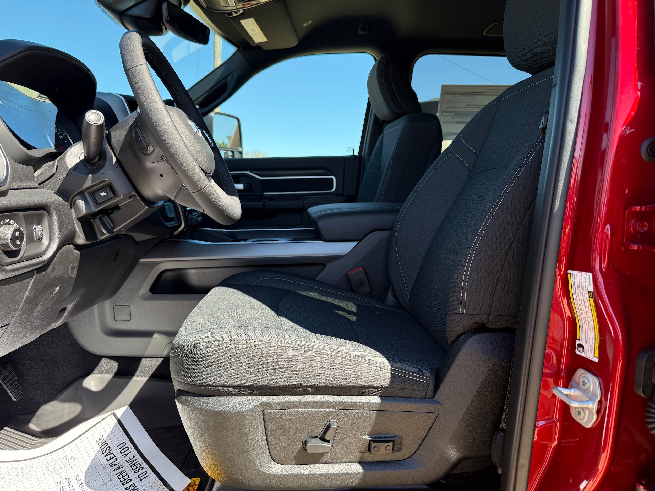 New 2027 RAM 2500 Big Horn AWD/4WD image 8