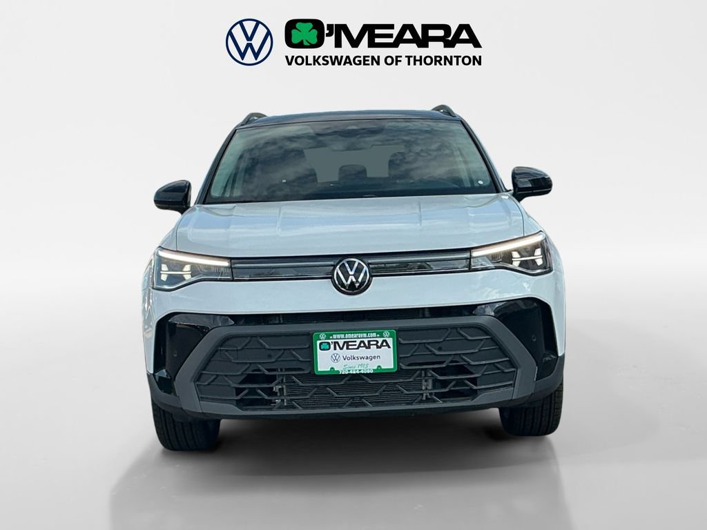 Used 2025 Volkswagen Taos SE AWD/4WD image 8