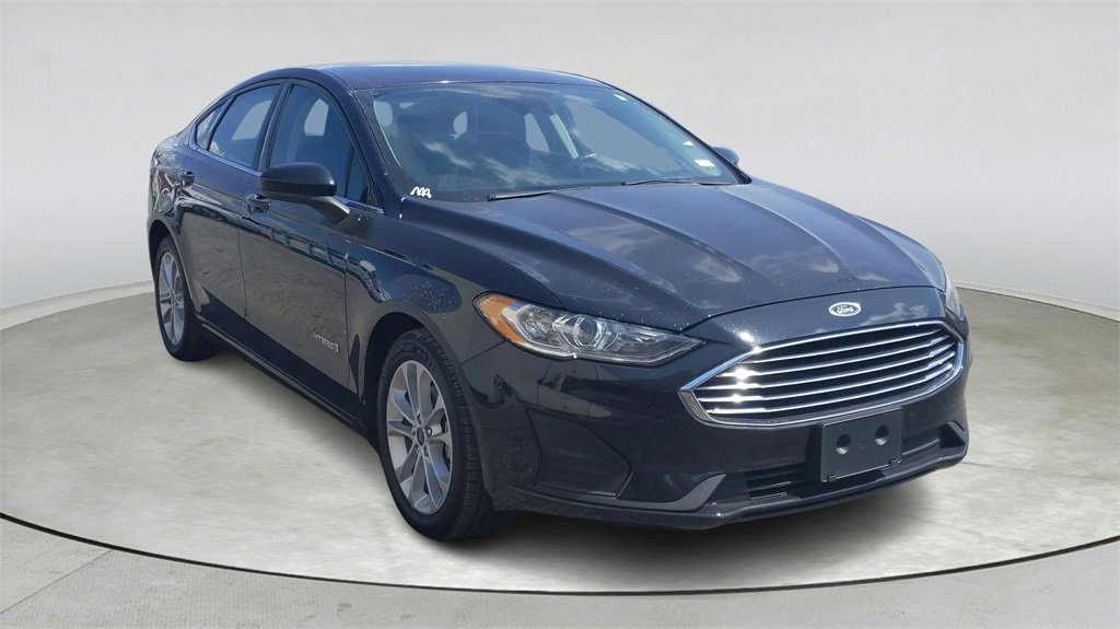 Used 2019 Ford Fusion SE