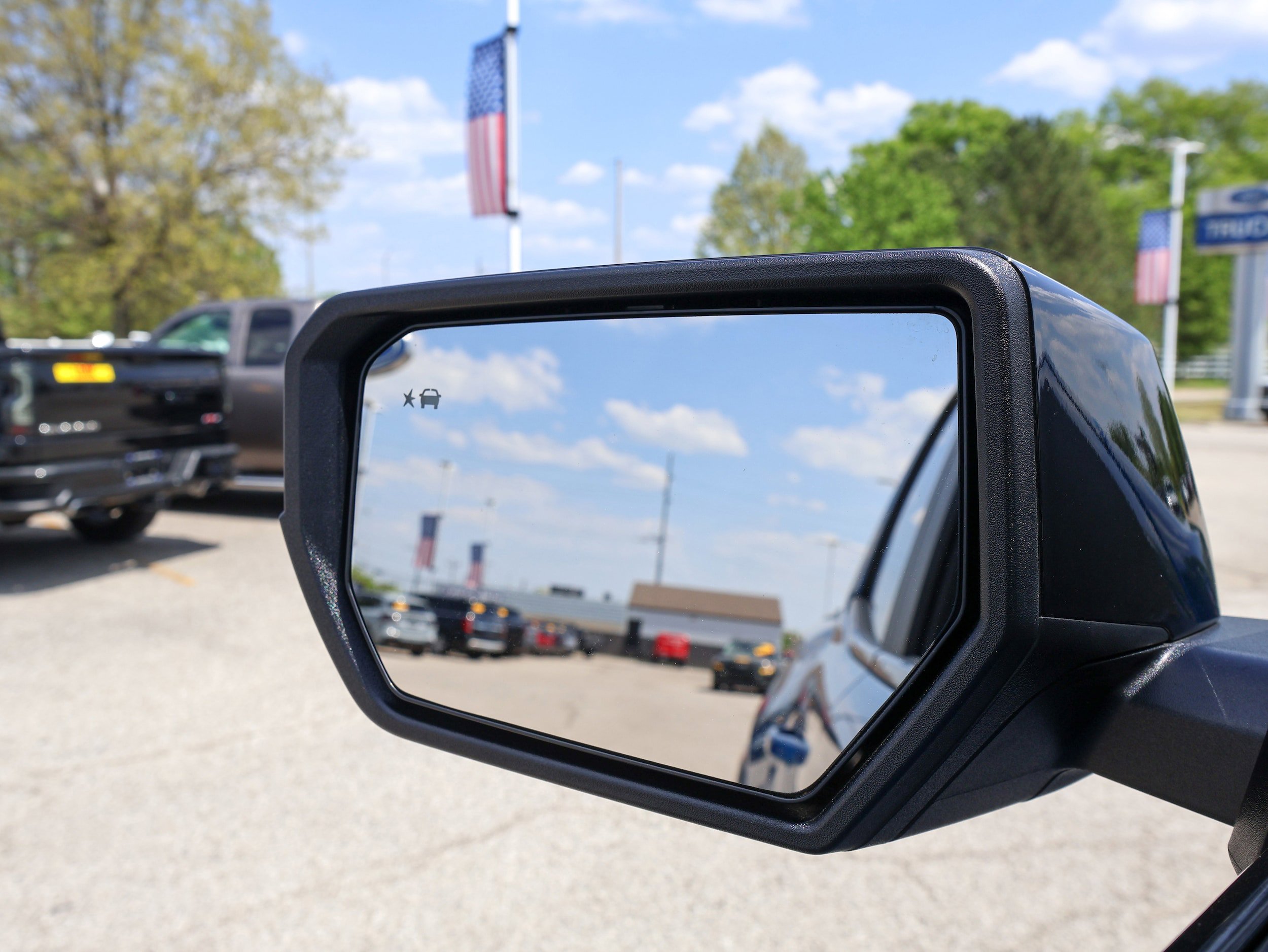 Used 2023 GMC Canyon AT4X AWD/4WD image 32