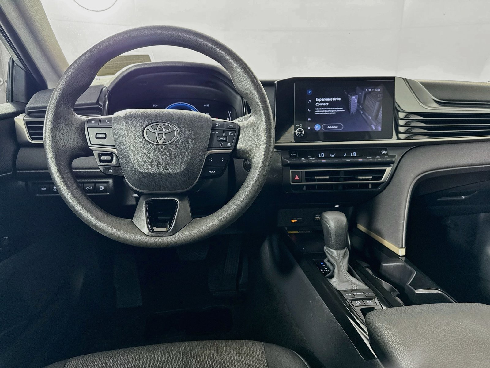 Used 2025 Toyota Camry LE FWD image 20
