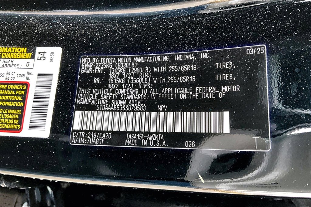 Used 2025 Toyota Grand Highlander XLE image 25