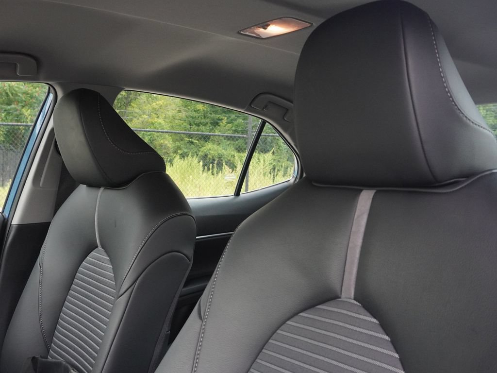 Used 2024 Toyota Camry SE FWD image 23