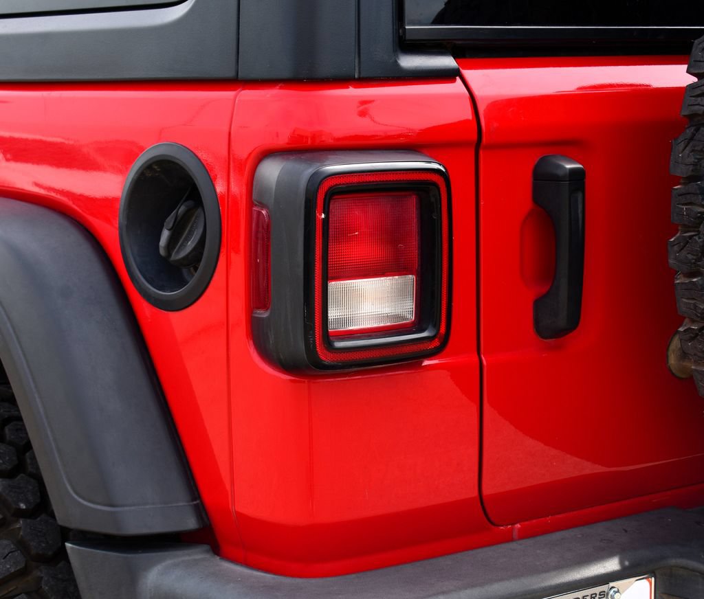 Used 2021 Jeep Wrangler Unlimited Sport AWD/4WD image 10