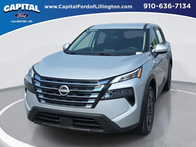 Used 2025 Nissan Rogue SV FWD image 1
