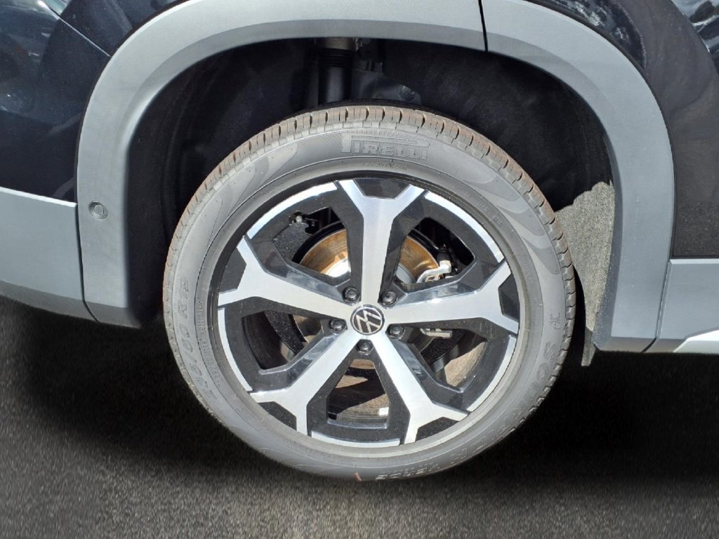 New 2026 Volkswagen Tiguan SE AWD/4WD image 25