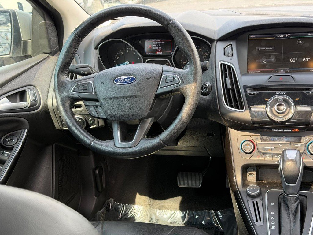 Used 2015 Ford Focus Titanium FWD image 12