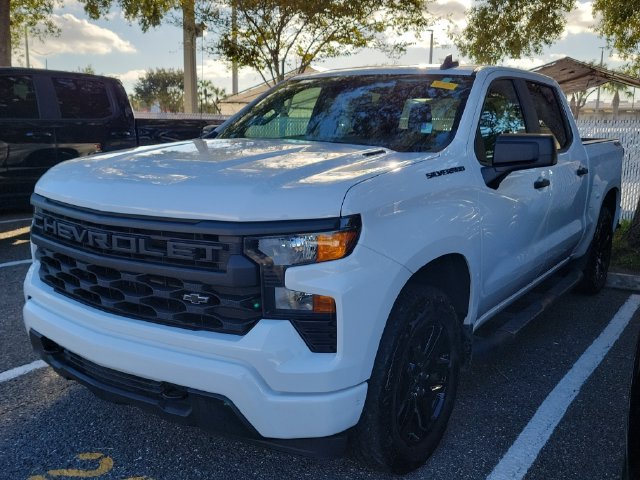 Used 2025 Chevrolet Silverado 1500 Custom w/ Turbomax Blackout Package AWD/4WD image 3