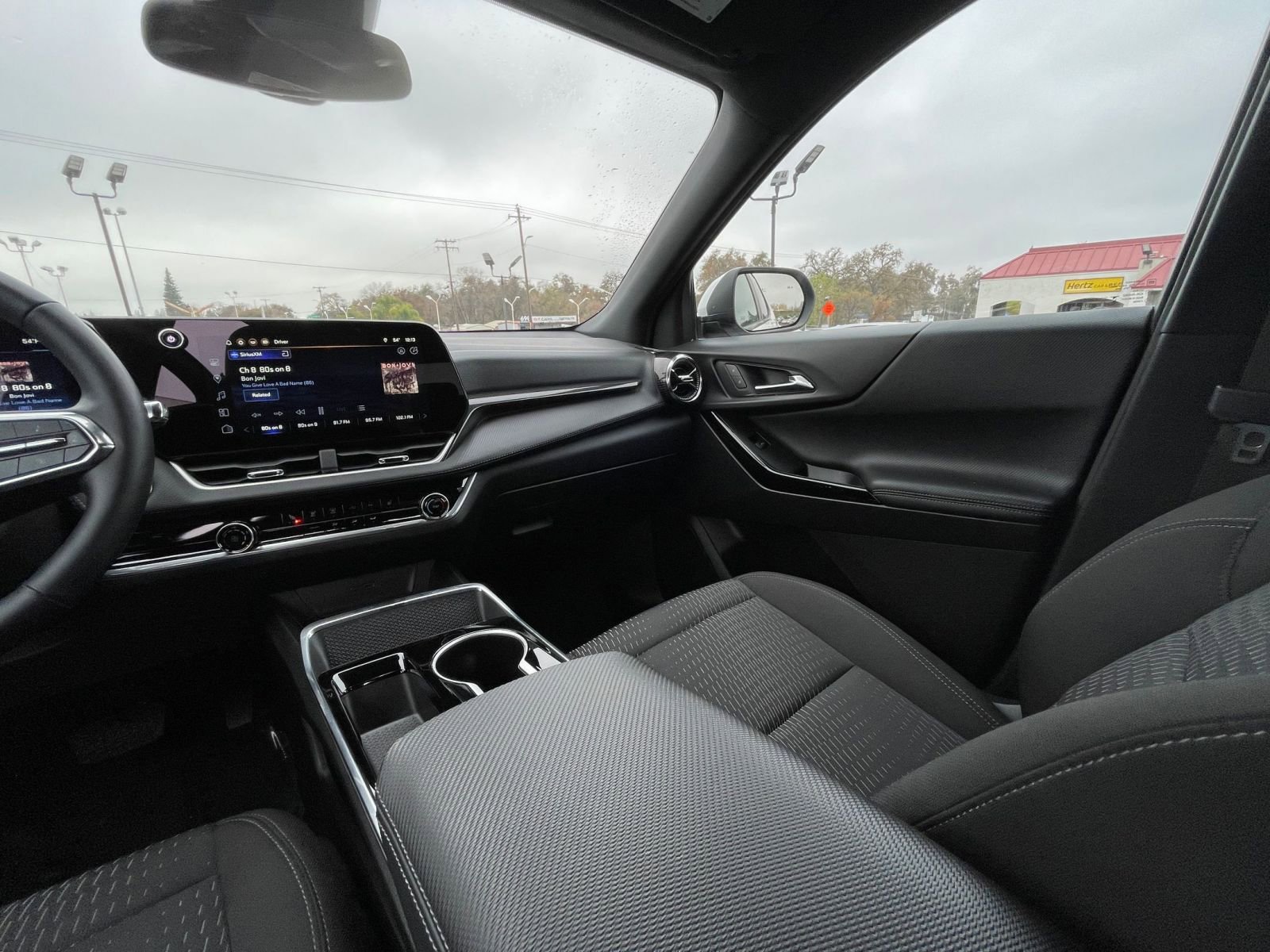 Used 2025 Chevrolet Equinox LT image 34