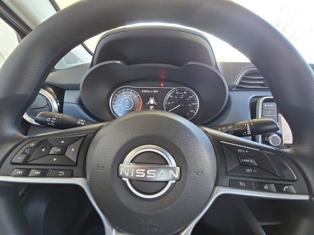 New 2025 Nissan Versa SV image 25