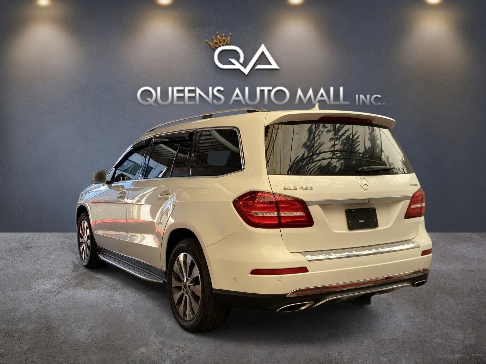 Used 2018 Mercedes-Benz GLS 450 4MATIC image 4