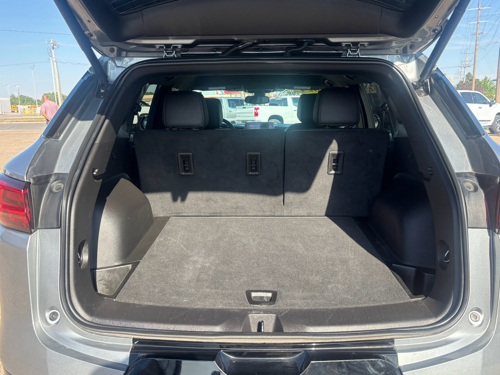 Certified 2025 Chevrolet Blazer RS FWD image 19