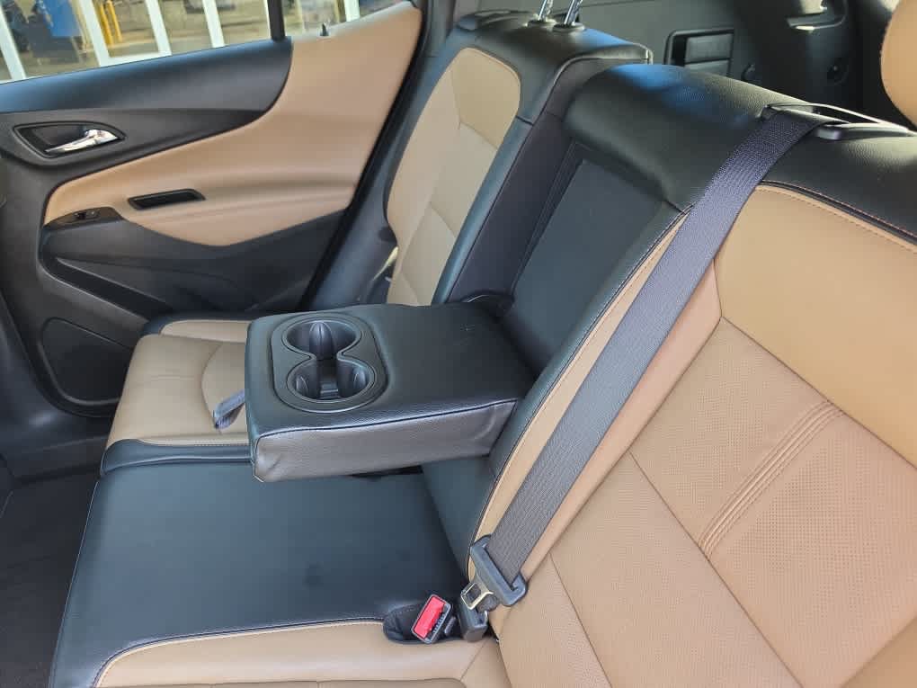 Used 2023 Chevrolet Equinox Premier AWD/4WD image 30