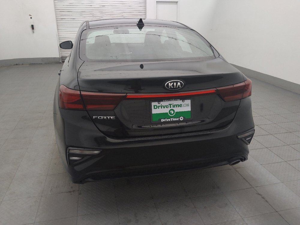 Used 2020 Kia Forte LXS FWD image 6