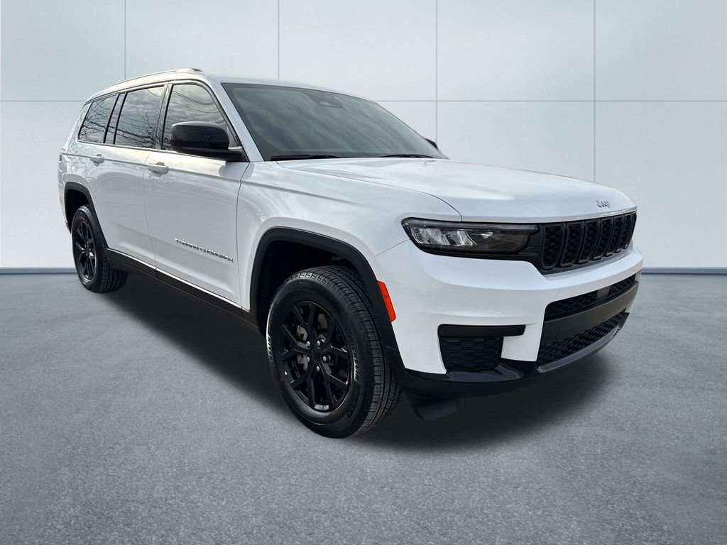 Certified 2024 Jeep Grand Cherokee L Laredo image 9