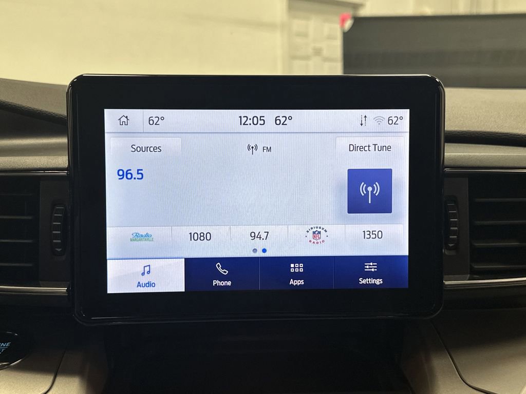 Used 2023 Ford Explorer XLT w/ Equipment Group 202A image 18