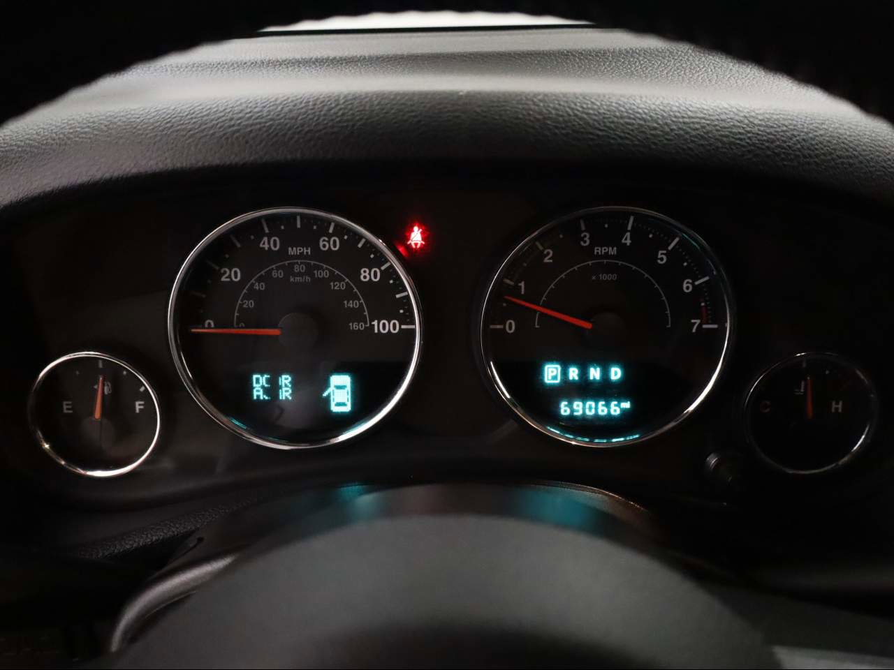 Used 2016 Jeep Wrangler Unlimited Rubicon w/ Connectivity Group image 7