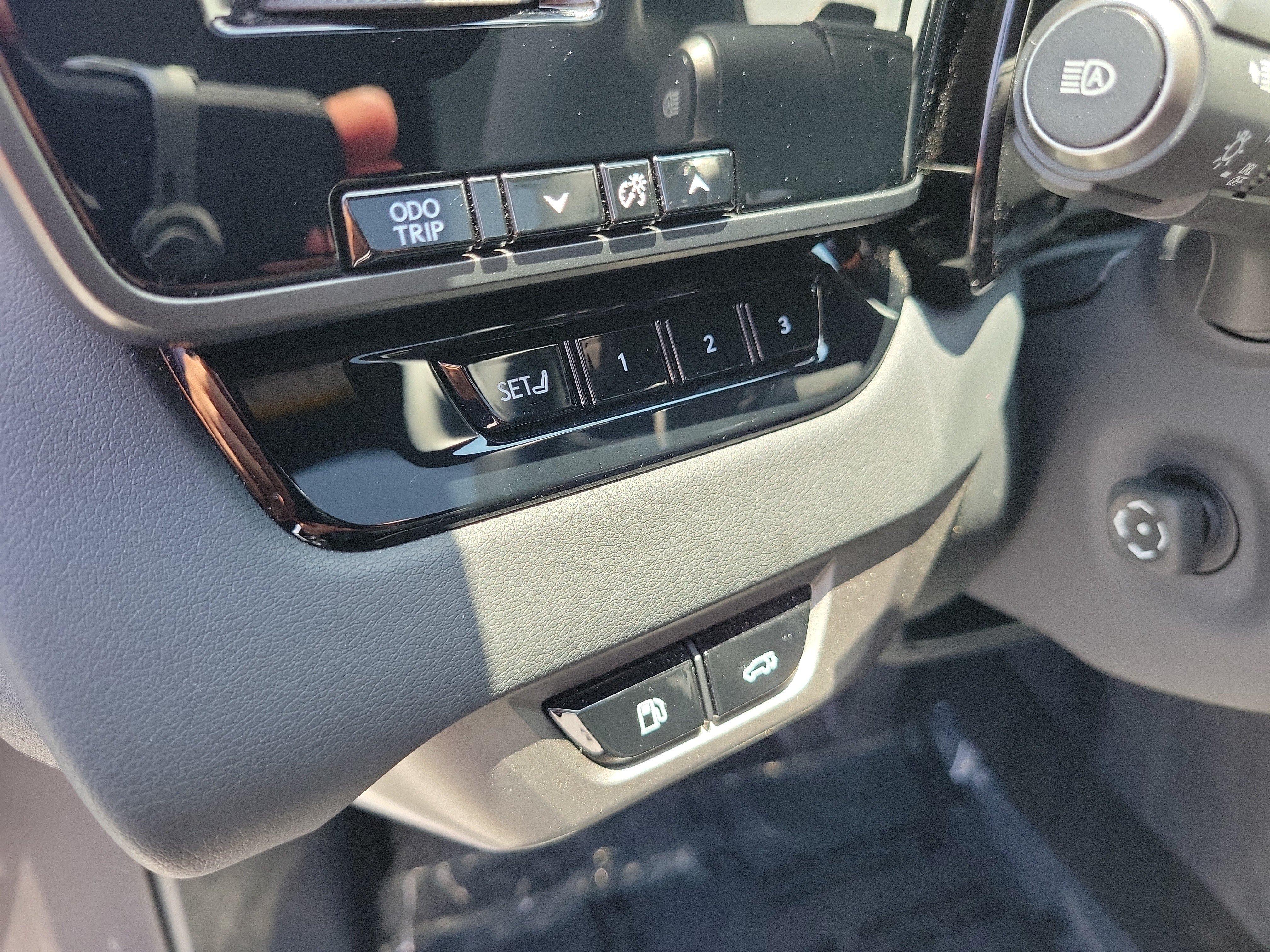 Certified 2025 Lexus RX 350 Premium w/ Accessory Package (Z1) FWD image 23