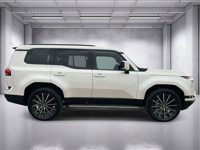 Certified 2024 Lexus GX 550 550 Luxury w/ Accessory Package (Z1) image 2