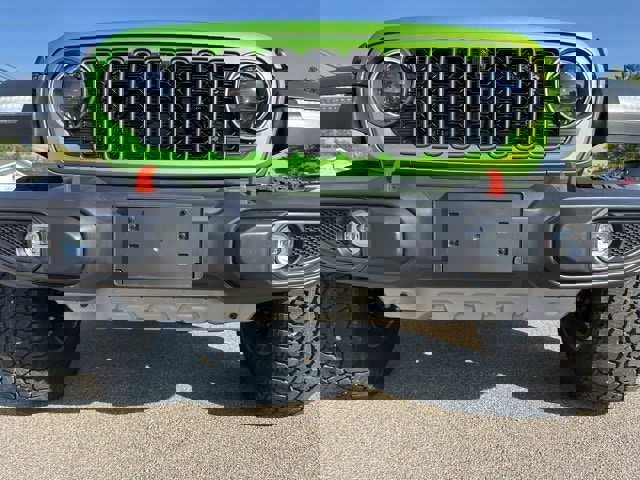 New 2025 Jeep Gladiator Mojave image 3