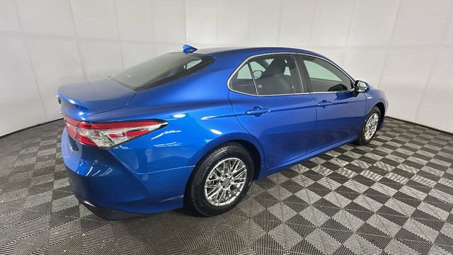 Used 2020 Toyota Camry LE FWD video 2