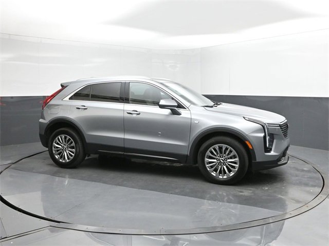 Used 2024 Cadillac XT4 Premium Luxury image 17