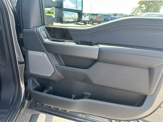 New 2025 Ford F250 Lariat w/ Lariat Ultimate Package image 11