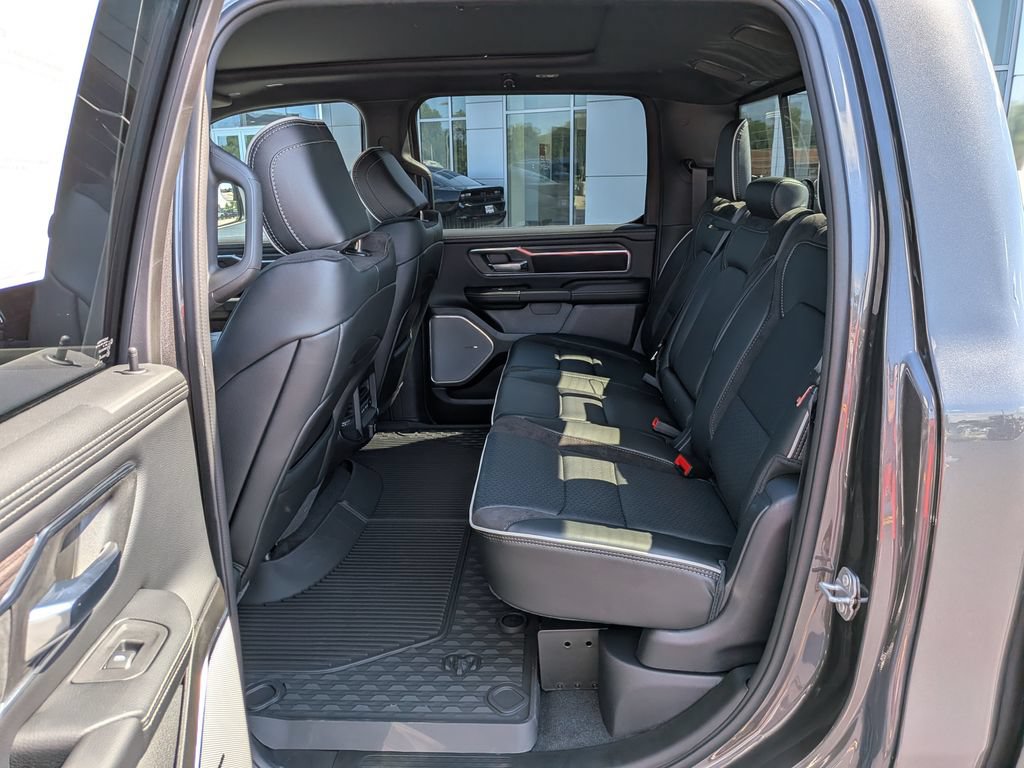 New 2027 RAM 1500 Laramie w/ Night Edition AWD/4WD image 17