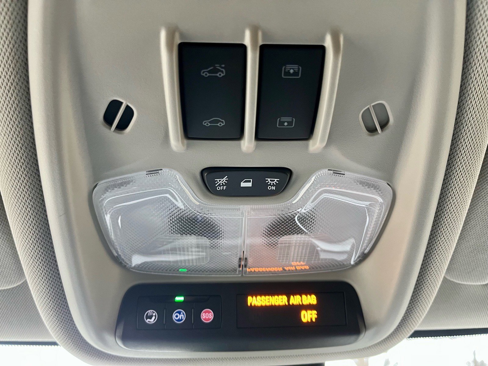 Used 2023 Buick Encore GX Select w/ Experience Buick Package FWD image 27