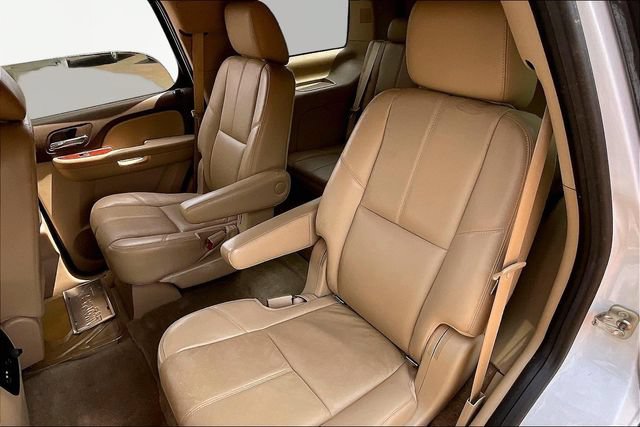 Used 2012 Chevrolet Tahoe LT RWD image 16