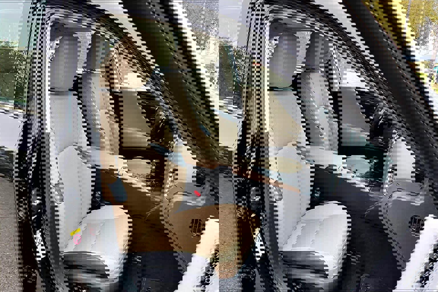 Used 2019 Lexus ES 350 w/ Premium Package image 9