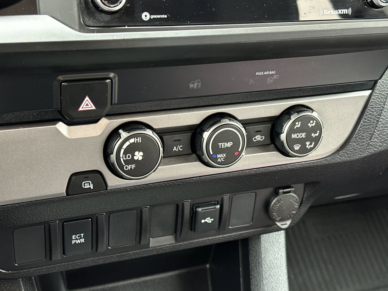 Used 2023 Toyota Tacoma SR w/ SR Convenience Package image 21