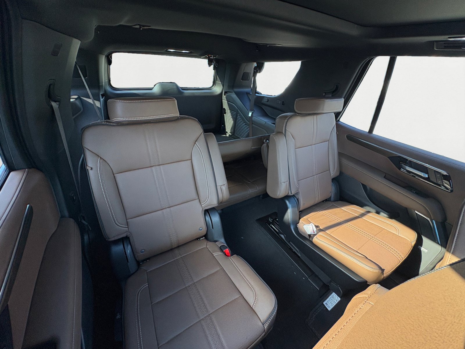 New 2027 Chevrolet Tahoe High Country AWD/4WD image 19