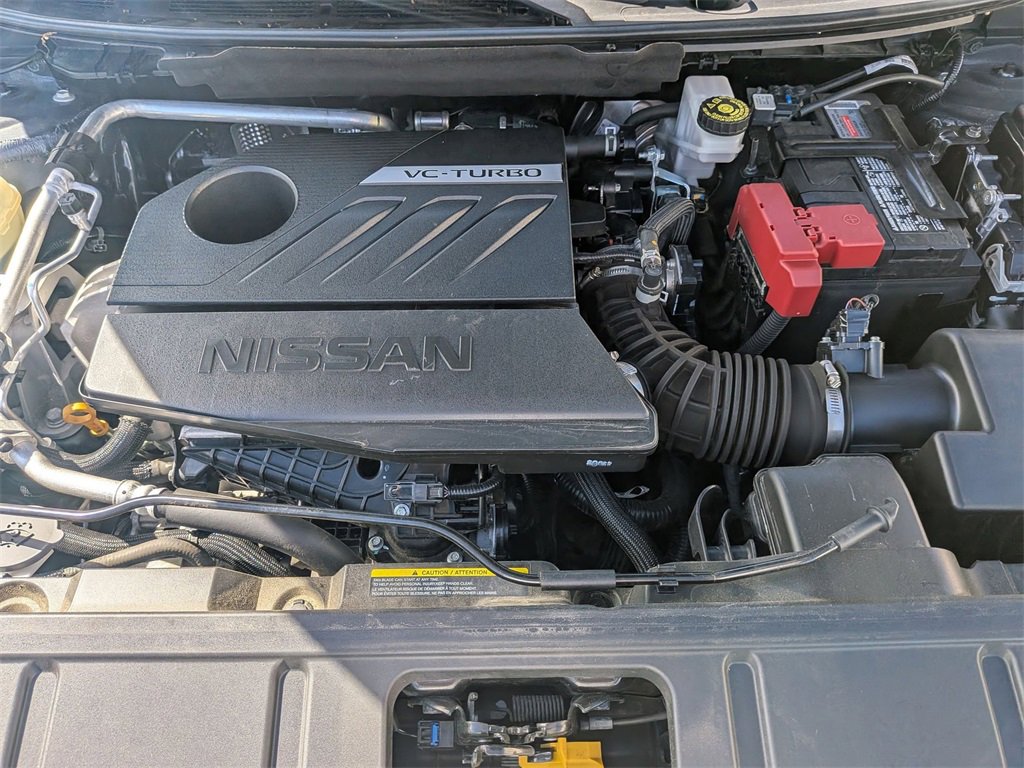 Used 2024 Nissan Rogue SV image 36