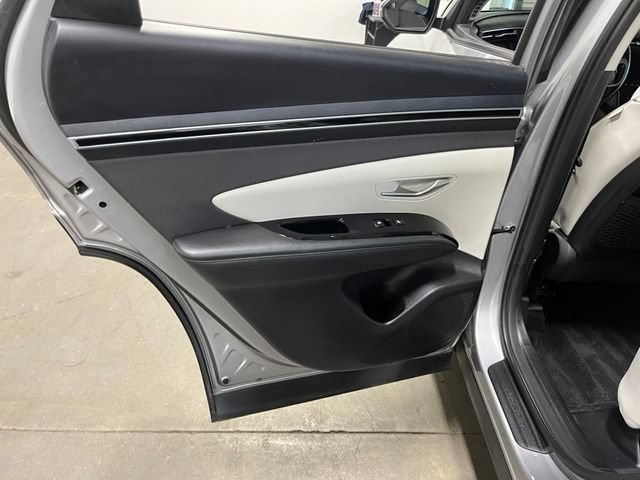Used 2023 Hyundai Tucson Limited AWD/4WD image 19